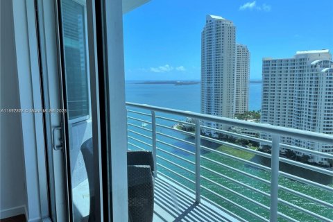 Condo in Miami, Florida, 2 bedrooms  № 1944236 - photo 9