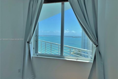 Condo in Miami, Florida, 2 bedrooms  № 1944236 - photo 14