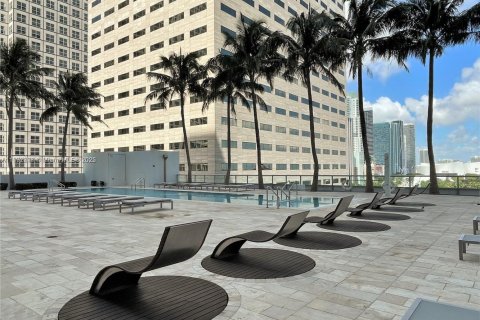 Condo in Miami, Florida, 2 bedrooms  № 1944236 - photo 26