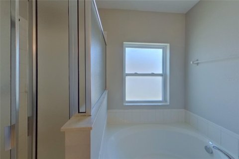 House in Kissimmee, Florida 4 bedrooms, 169.08 sq.m. № 2220638 - photo 7