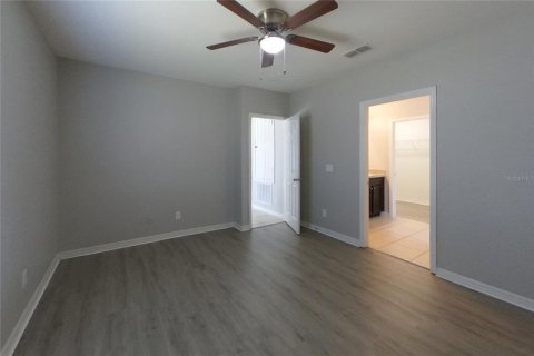 House in Kissimmee, Florida 4 bedrooms, 169.08 sq.m. № 2220638 - photo 5