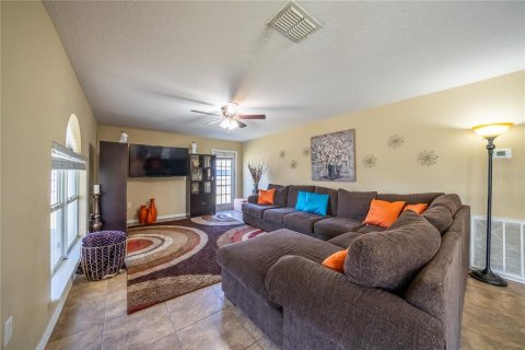 Villa ou maison à vendre à Ocala, Floride: 4 chambres, 262.17 m2 № 2127801 - photo 15