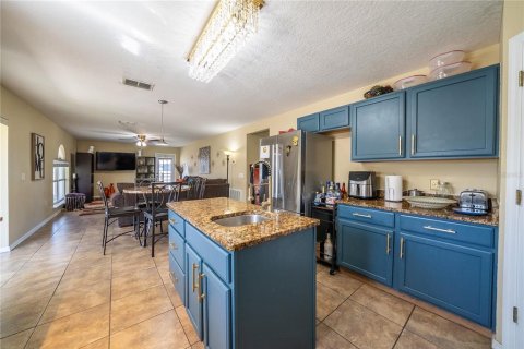 Villa ou maison à vendre à Ocala, Floride: 4 chambres, 262.17 m2 № 2127801 - photo 14