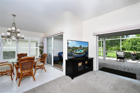 House in Punta Gorda, Florida 3 bedrooms, 160.63 sq.m. № 1913256 - photo 17