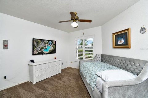 House in Punta Gorda, Florida 3 bedrooms, 160.63 sq.m. № 1913256 - photo 21