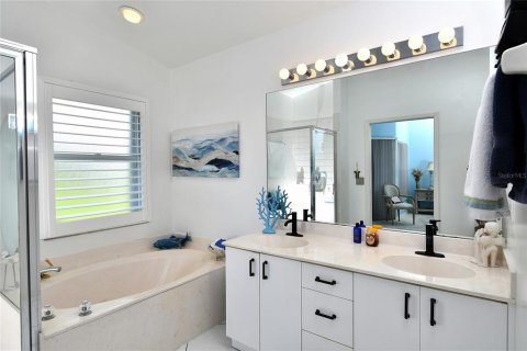 House in Punta Gorda, Florida 3 bedrooms, 160.63 sq.m. № 1913256 - photo 28