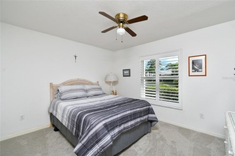 House in Punta Gorda, Florida 3 bedrooms, 160.63 sq.m. № 1913256 - photo 23