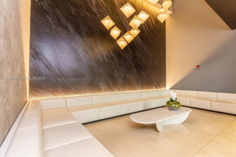 Condo in Miami, Florida  № 2026820 - photo 3