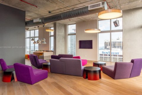 Condo in Miami, Florida  № 2026820 - photo 29