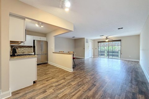 Condo in Saint Petersburg, Florida, 1 bedroom  № 1800262 - photo 21