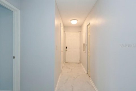 Copropriété à vendre à Lake Mary, Floride: 2 chambres, 83.52 m2 № 1784931 - photo 14