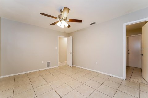 Casa en alquiler en Sarasota, Florida, 4 dormitorios, 131.74 m2 № 1913623 - foto 9