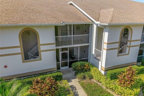 Condo in Bradenton, Florida, 2 bedrooms  № 1910088 - photo 18