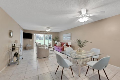 Condo in Bradenton, Florida, 2 bedrooms  № 1910088 - photo 2