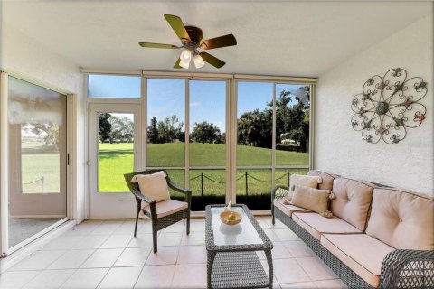 Condo in Bradenton, Florida, 2 bedrooms  № 1910088 - photo 4