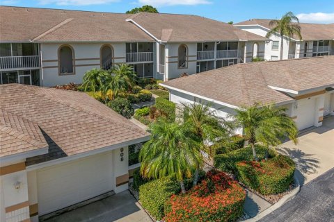 Condo in Bradenton, Florida, 2 bedrooms  № 1910088 - photo 20