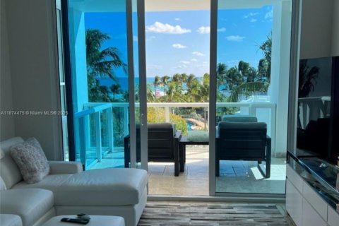 Condo in Miami Beach, Florida, 2 bedrooms  № 1927492 - photo 5