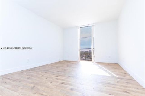Copropriété à louer à North Miami, Floride: 1 chambre, 68.75 m2 № 2076038 - photo 18