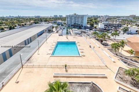 Copropriété à louer à North Miami, Floride: 1 chambre, 68.75 m2 № 2076038 - photo 26