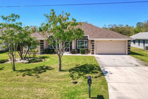 House in Punta Gorda, Florida 4 bedrooms, 199.28 sq.m. № 1832612 - photo 3
