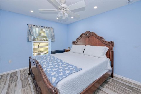 House in Punta Gorda, Florida 4 bedrooms, 199.28 sq.m. № 1832612 - photo 29