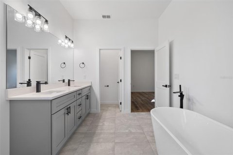 Villa ou maison à vendre à Ocala, Floride: 4 chambres, 173.73 m2 № 2310945 - photo 19