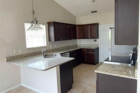 Villa ou maison à louer à Orlando, Floride: 3 chambres, 162.02 m2 № 2399386 - photo 15