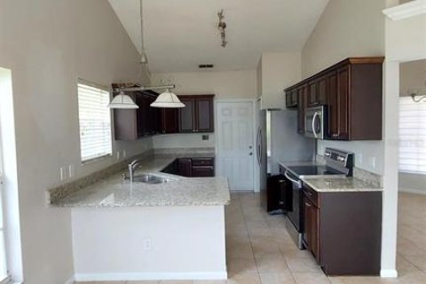 Villa ou maison à louer à Orlando, Floride: 3 chambres, 162.02 m2 № 2399386 - photo 17