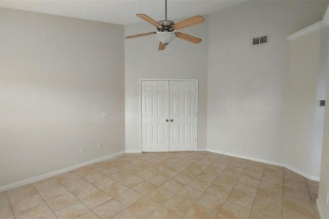 Villa ou maison à louer à Orlando, Floride: 3 chambres, 162.02 m2 № 2399386 - photo 26