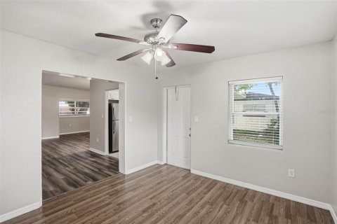 Casa en venta en Orlando, Florida, 3 dormitorios, 125.14 m2 № 2388300 - foto 10