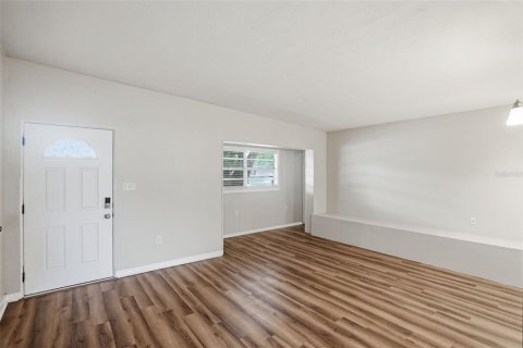 Casa en venta en Orlando, Florida, 3 dormitorios, 125.14 m2 № 2388300 - foto 8