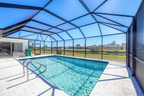 House in Rotonda, Florida 4 bedrooms, 227.24 sq.m. № 1577454 - photo 20