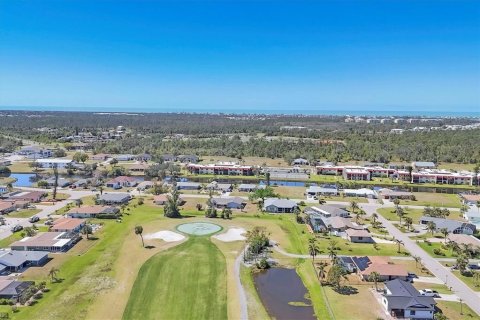 House in Rotonda, Florida 4 bedrooms, 227.24 sq.m. № 1577454 - photo 29