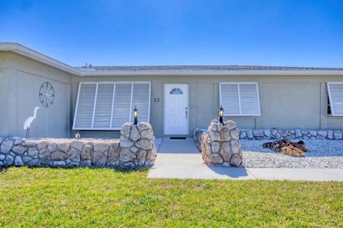 House in Rotonda, Florida 4 bedrooms, 227.24 sq.m. № 1577454 - photo 5