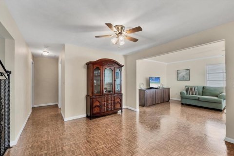 House in Rotonda, Florida 4 bedrooms, 227.24 sq.m. № 1577454 - photo 8