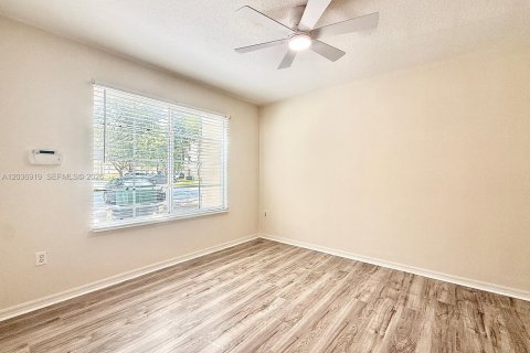 Copropriété à louer à West Palm Beach, Floride: 1 chambre, 70.61 m2 № 2154738 - photo 13
