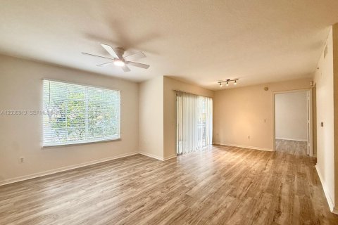 Copropriété à louer à West Palm Beach, Floride: 1 chambre, 70.61 m2 № 2154738 - photo 3
