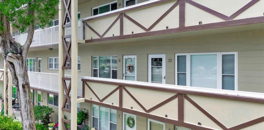 Condo in Clearwater, Florida, 2 bedrooms  № 1825221