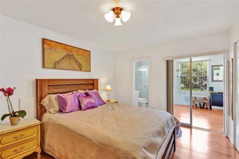 Condo in Clearwater, Florida, 2 bedrooms  № 1825221 - photo 20