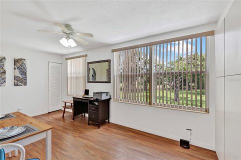 Condo in Clearwater, Florida, 2 bedrooms  № 1825221 - photo 28