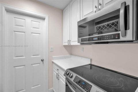 Copropriété à louer à Boca Raton, Floride: 3 chambres, 167.6 m2 № 1981657 - photo 19