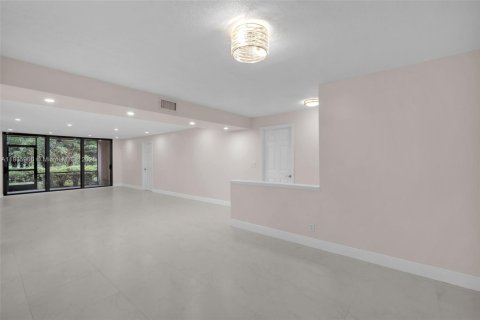 Copropriété à louer à Boca Raton, Floride: 3 chambres, 167.6 m2 № 1981657 - photo 5