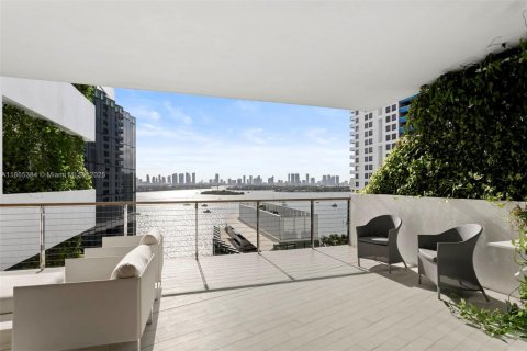 Copropriété à vendre à Miami Beach, Floride: 2 chambres, 177.44 m2 № 1926103 - photo 5