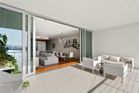 Copropriété à vendre à Miami Beach, Floride: 2 chambres, 177.44 m2 № 1926103 - photo 25