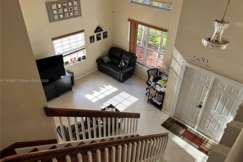 House in Sunrise, Florida 4 bedrooms, 240.25 sq.m. № 1962343 - photo 24