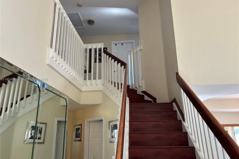 House in Sunrise, Florida 4 bedrooms, 240.25 sq.m. № 1962343 - photo 23