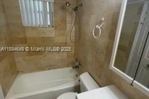 Copropriété à louer à Miami Springs, Floride: 1 chambre, 52.77 m2 № 1947145 - photo 7