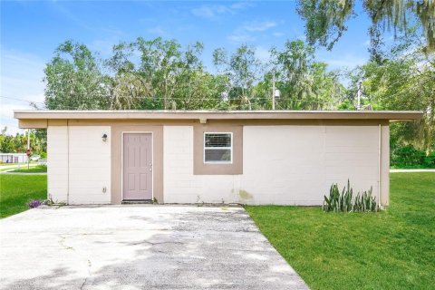House in Mount Dora, Florida 3 bedrooms, 142.14 sq.m. № 1918320 - photo 16