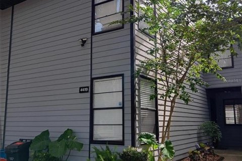 Townhouse in Gainesville, Florida 3 bedrooms, 126.44 sq.m. № 2221046