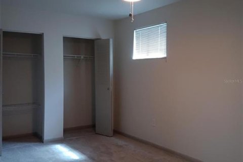 Townhouse in Gainesville, Florida 3 bedrooms, 126.44 sq.m. № 2221046 - photo 19